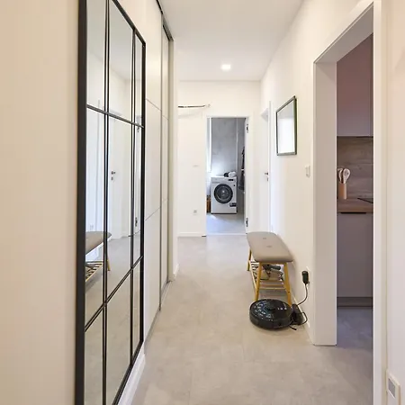 Klemensova Апартаменты