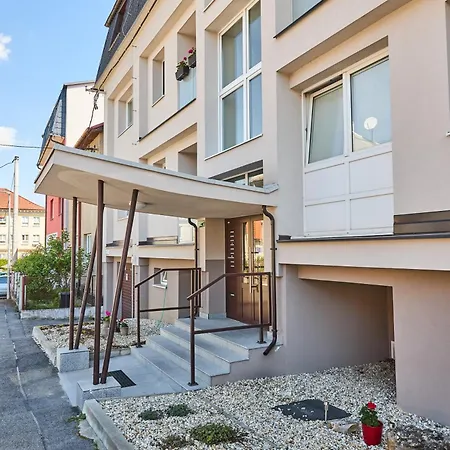 Apartment Klemensova *