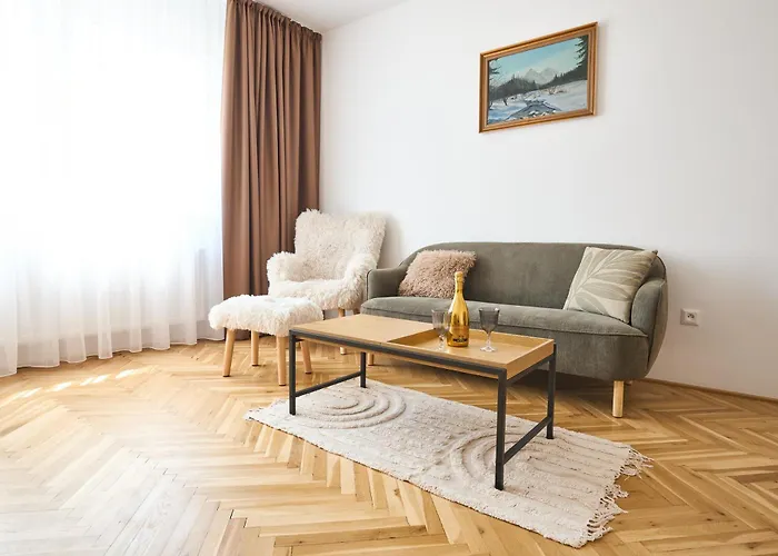 아파트 Klemensova 질리나